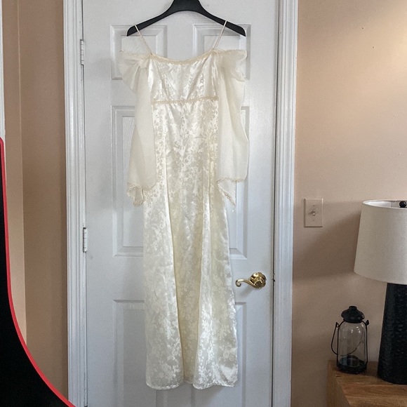 VTG Renaissance Faire Ivory Satin Brocade Wedding Dress Gown Prom - Picture 12 of 15